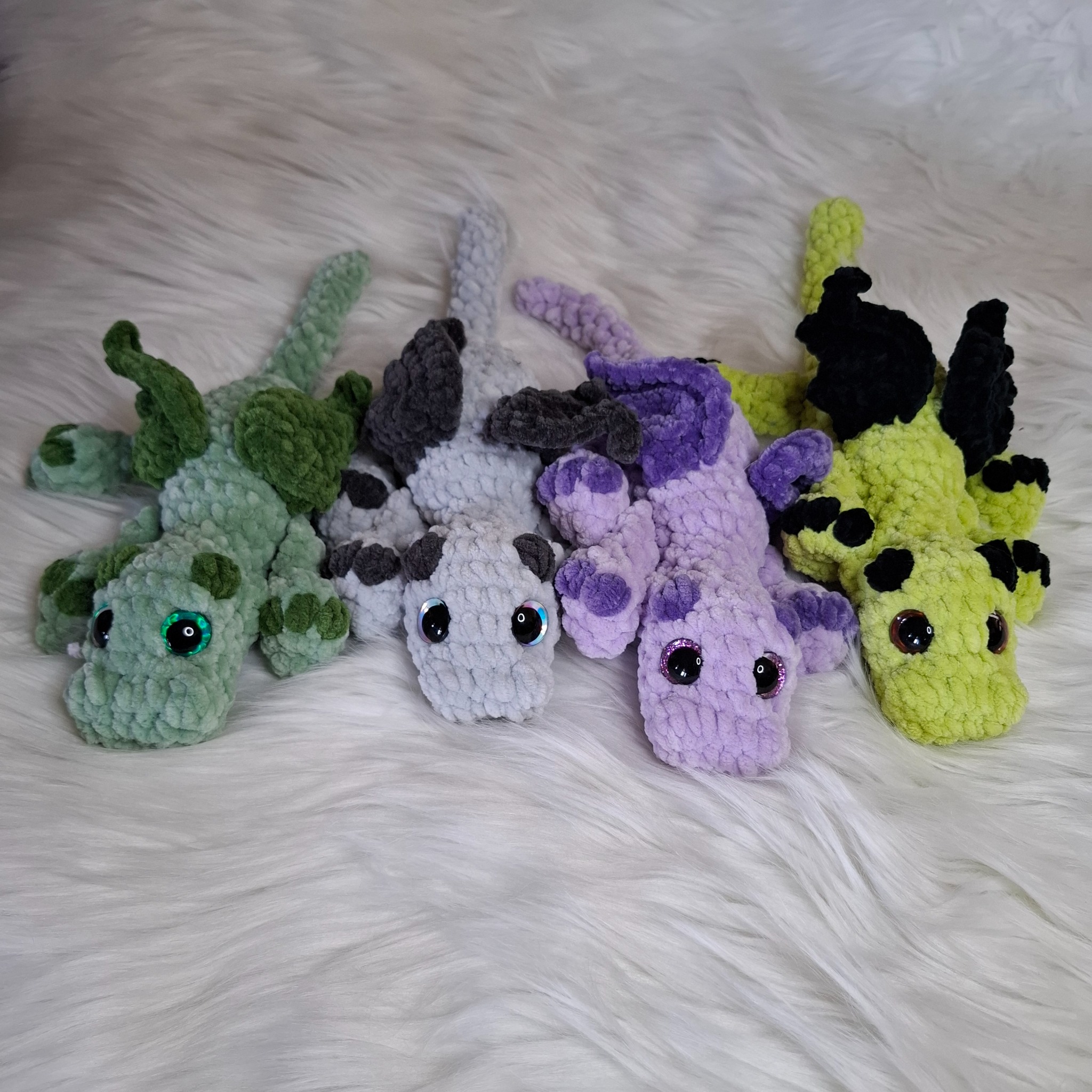 Handmade crochet dragon: a little dragon gathering