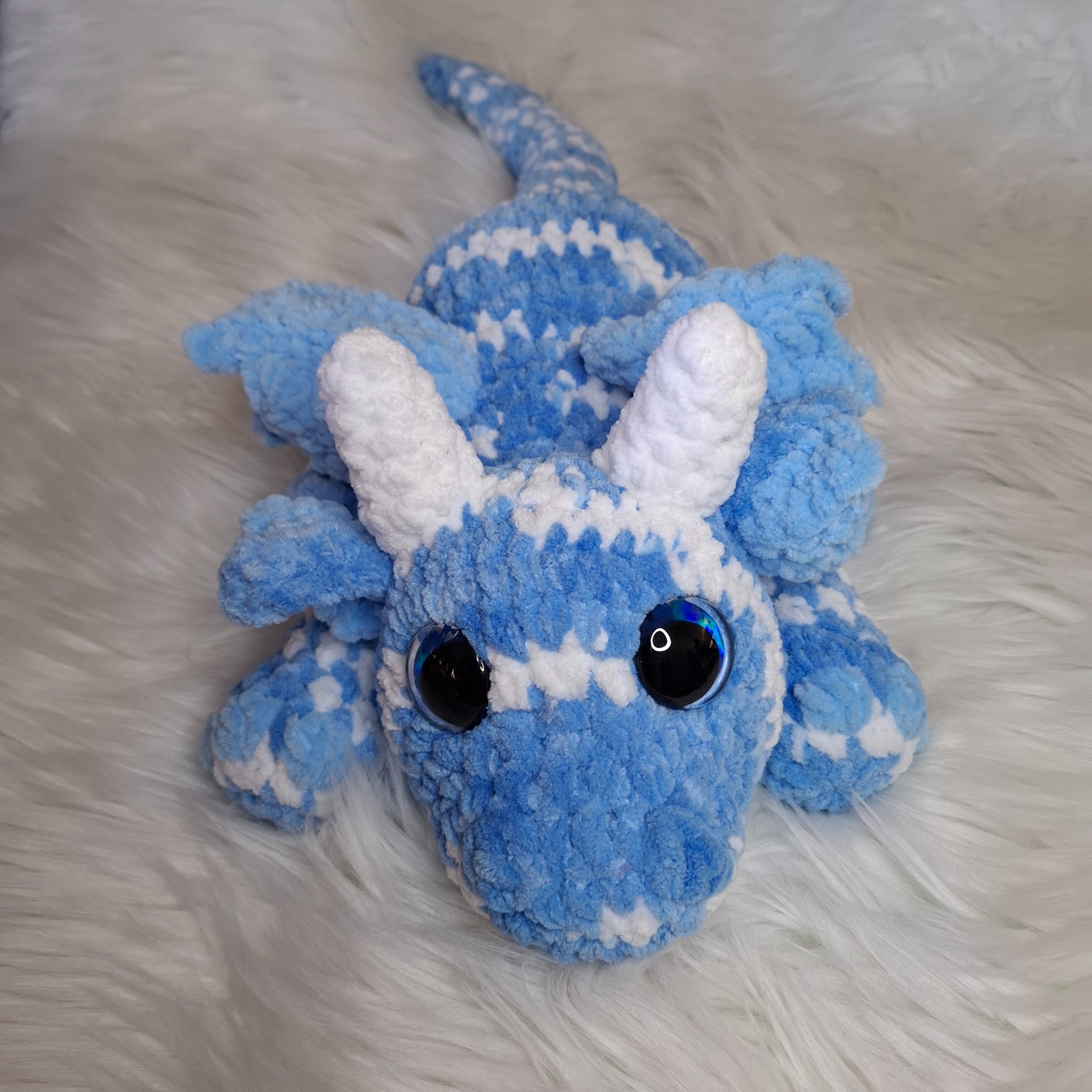 Handmade crochet dragon: blue and white
